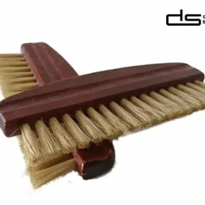 Oferta limitowana Szczotka DetailExpert – miękka i delikatna szczotka szczelinowa do skóry i tapicerki