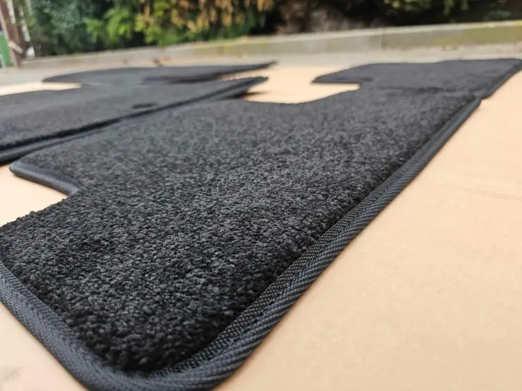 Dywaniki wycieraczki PREMIUM PLUS Ford Mustang 2010-2014 Ograniczona ilość