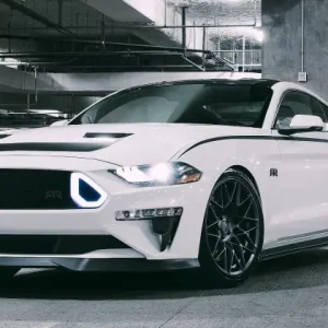 Dostępne od ręki Atrapa górna led Ford Mustang 2018 - 2023