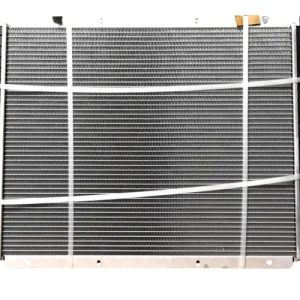 Ograniczona ilość Chłodnica wody Ford Mustang 2005-2014 3.7 / 4.0 / 4.6 / 5.0 / 4R3Z8005CA / 9R3Z8005BA / BR3Z8005AA / 9R3Z8005B