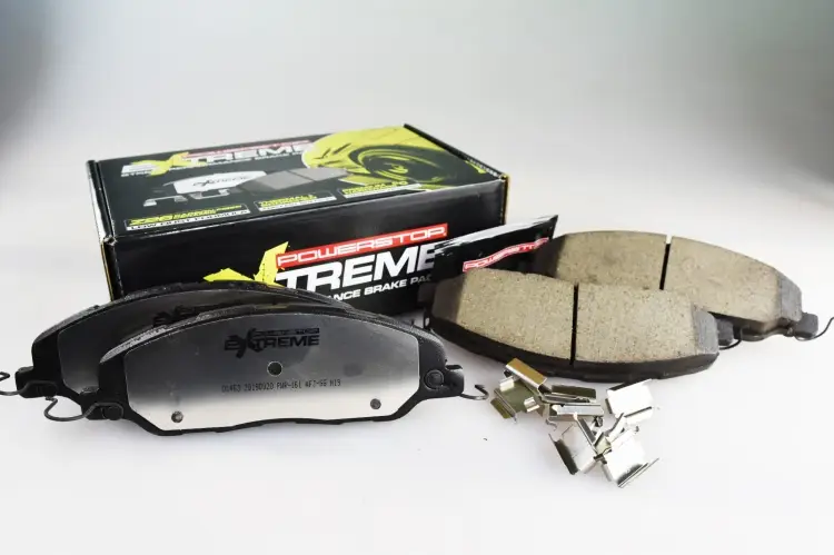Ograniczona ilość Klocki hamulcowe przednie Ford Mustang 2010 - 2014 POWERSTOP Z26-1463