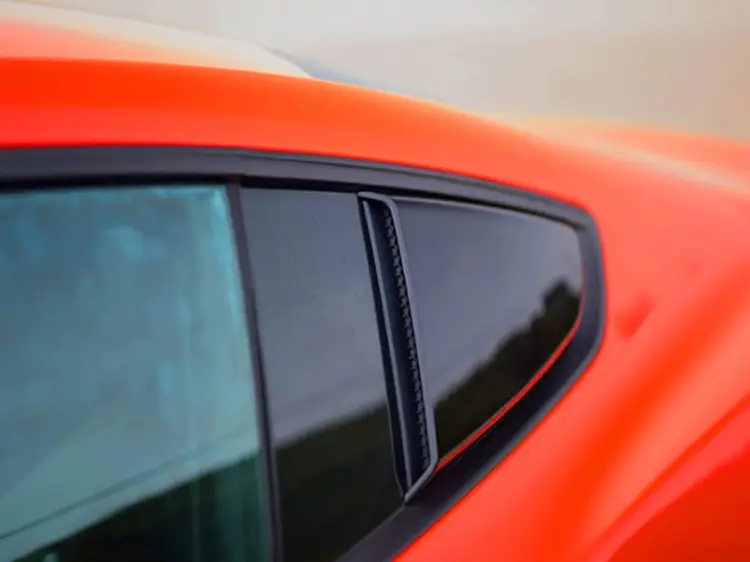 Osłony tylnych szyb Ford Mustang Roush 2015 - 2023 / 421881 Zniżka