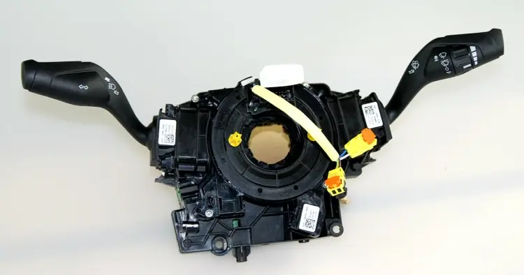 Promocja Przełącznik zespolony kierownicy z taśmą Ford Mustang 2018-2023 / JR3T-14B522-JC3JA6 / JR3Z-3F791-JA / JR3T-14B522-JB3JA6