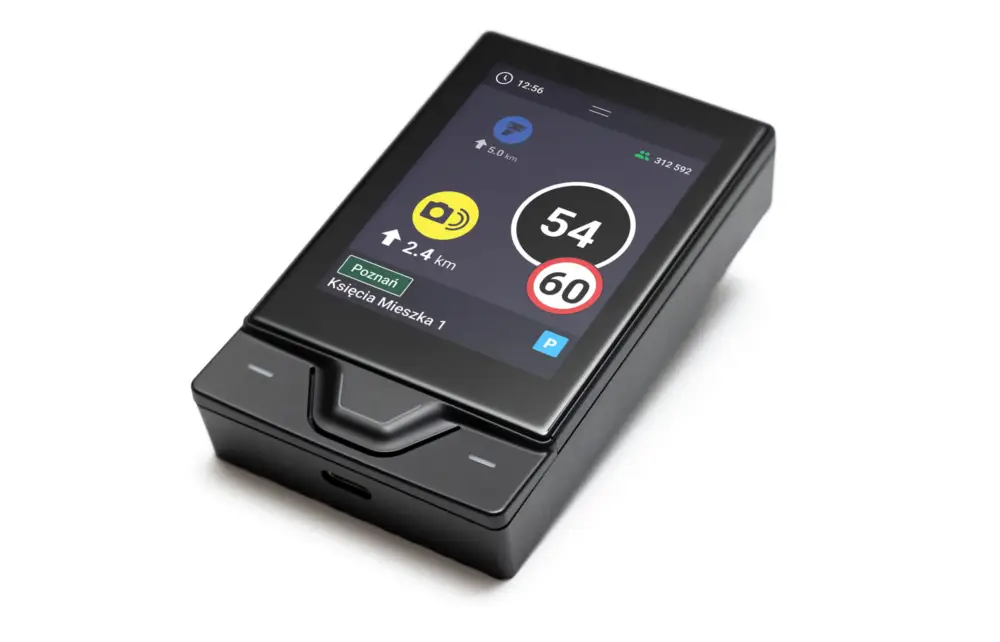 Oferta czasowa Yanosik RS + abonament roczny
