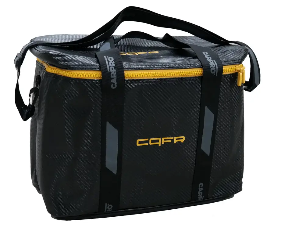 CarPro Maintenance Bag CQFR Gold - torba termiczna detailingowa z zestawem kosmetyków Dodaj do koszyka